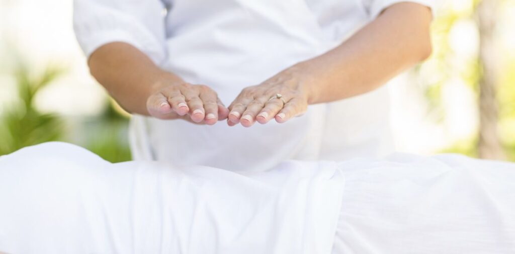 sessão de reiki